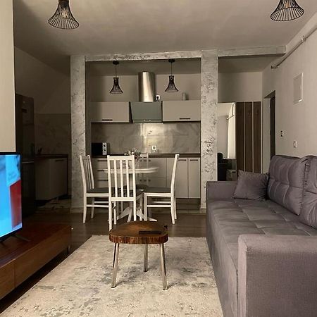 Sofia Loft Apartment บิสตริซา ภายนอก รูปภาพ