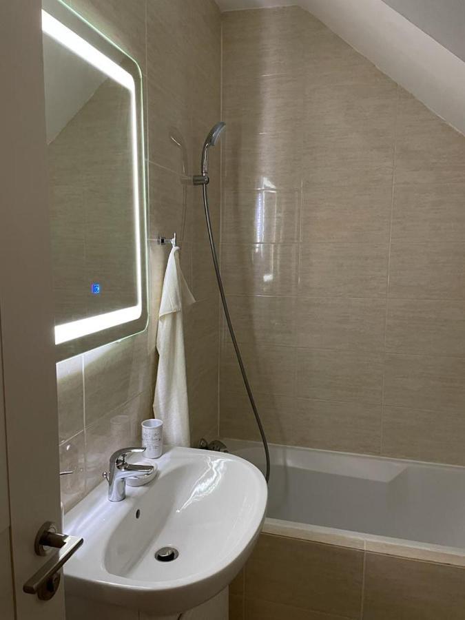 Sofia Loft Apartment บิสตริซา ภายนอก รูปภาพ